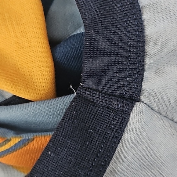 LuLaRoe Liv Crew Neck Short Sleeve Tee with Bold Print - Picture 9 of 16